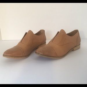 Naughty Monkey Oxfords Leather Slip-On 8.5